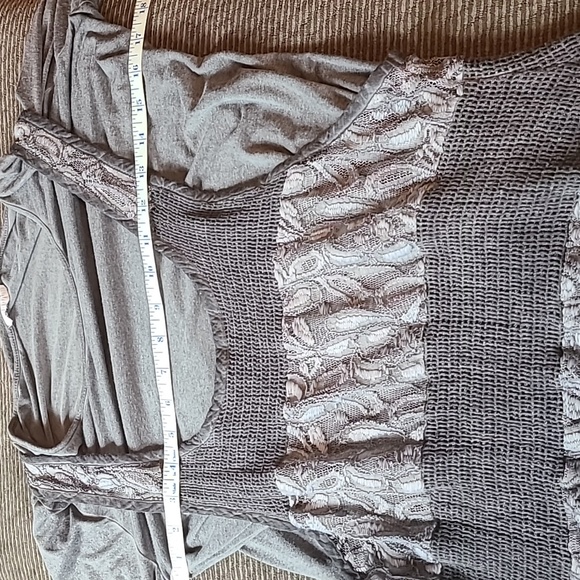 2 PC. Shirt and Tank Set - Picture 7 of 9